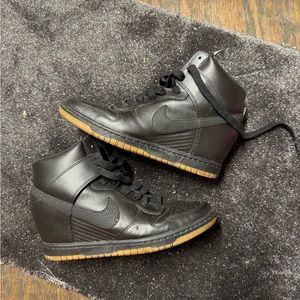 Nike Black Leather High-Top Sneakers lace up 8.5